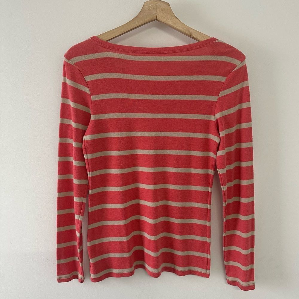 Vintage Old Navy Salmon Long Sleeve T-Shirt Medium stripes tan Y2K 90s comfy - Picture 2 of 2